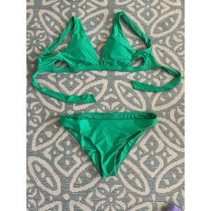 Gianni Bini‎ Women's Green 2-pc Swimsuit Bikini Set Wrap Around Cut Outs Size M